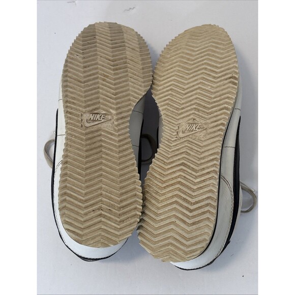 Nike Cortez black/white Sneaker Shoe Size 4.5 Y/ Fits Women 6 - Picture 6 of 13